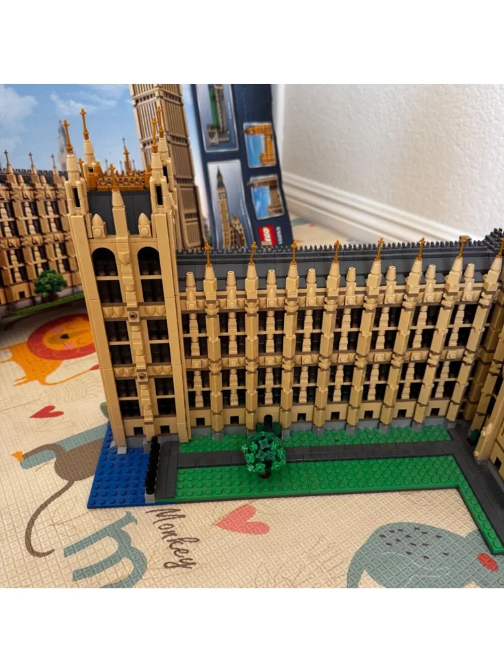 LEGO Creator Expert Big Ben Set 10253 99% Complete With Box & Instructions